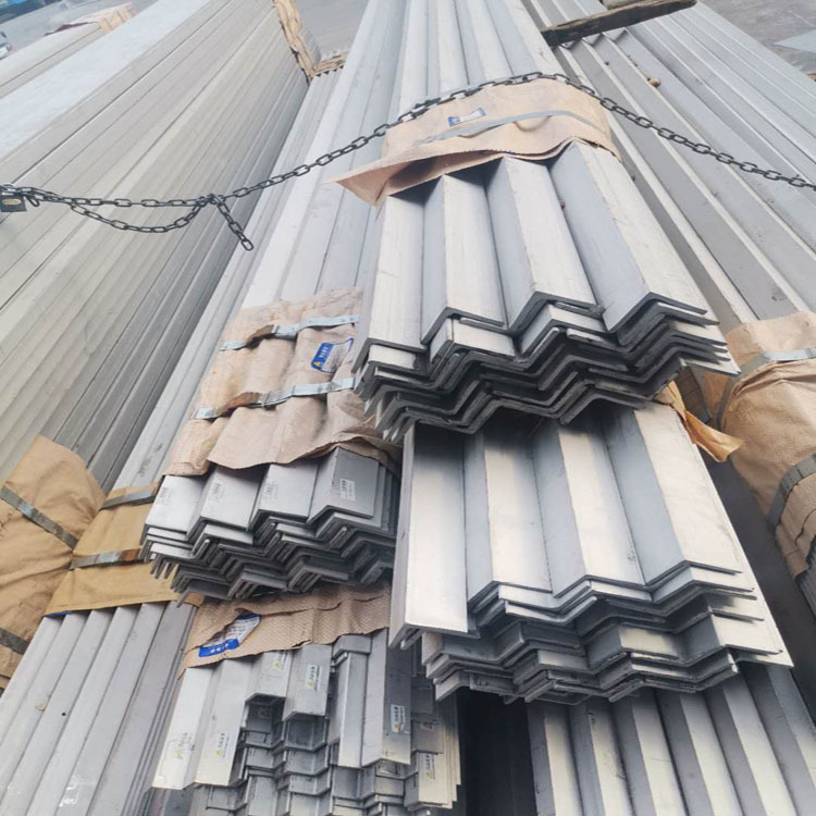 钢材现货批发Q235B镀锌角钢60*60 热轧角铁焊接冲孔 规格齐全