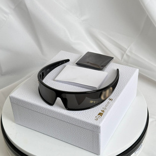 ȫ��CD��Y2K�OӋ�аl��ī�R����̫��RVery���pM1U��Ʒ�|UV400