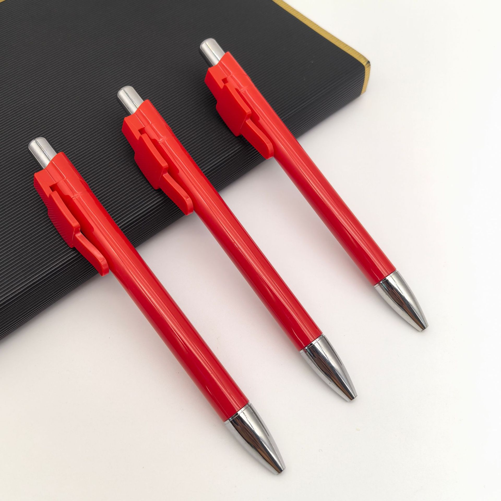 Bolígrafo blanco Presione el bolígrafo para imprimir el logotipo del código QR Business Appleter Presione el código QR Advertising Pen al por mayor