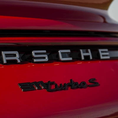 Car logo — Porsche 992 Rear Label, the - old-style-split-911-matte-black