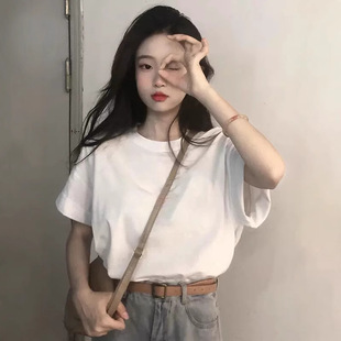 ��D����~�����F؛���޶���t����Ů��ɫ�ȴ��a���ɿհװ����³�