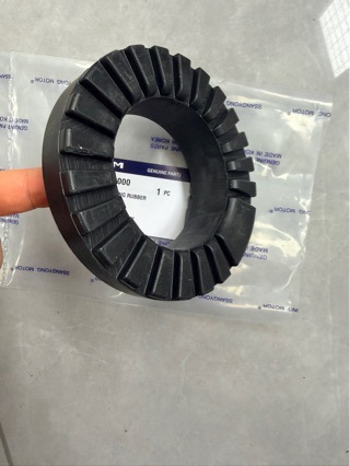 4432108000 Ssangyong Rexton Front Shock Absorber Upper Rubber Pad
