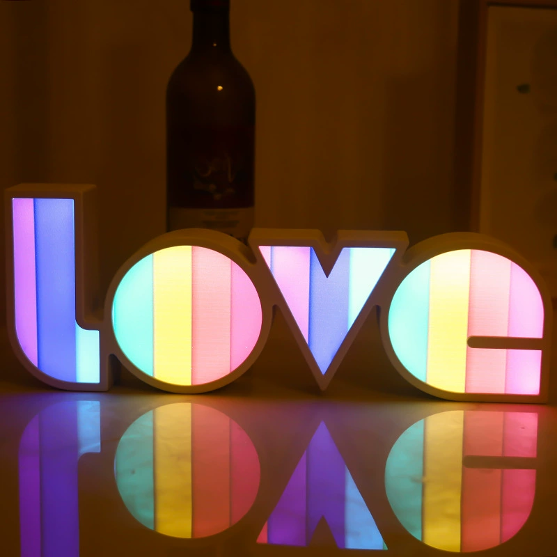 LED светящаяся коробка со словами LOVE, питание USB или 3×AAA, 36×13.5 см, цвета в полоску/градиент