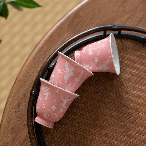 Pink teacup single cup tea tasting cup ceramic cup woman cup Gongfu tea set small tea cup household single cup glaze butterfly small cup