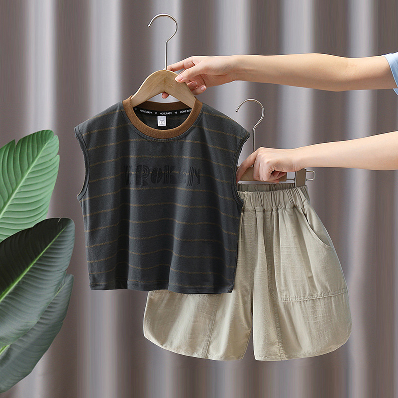 7371 Traje de verano para niños 2025 nuevos pantalones cortos de chaleco a rayas sin mangas para niños de dos piezas