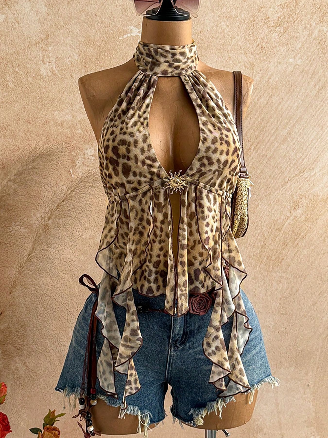 fashionable summer tank top