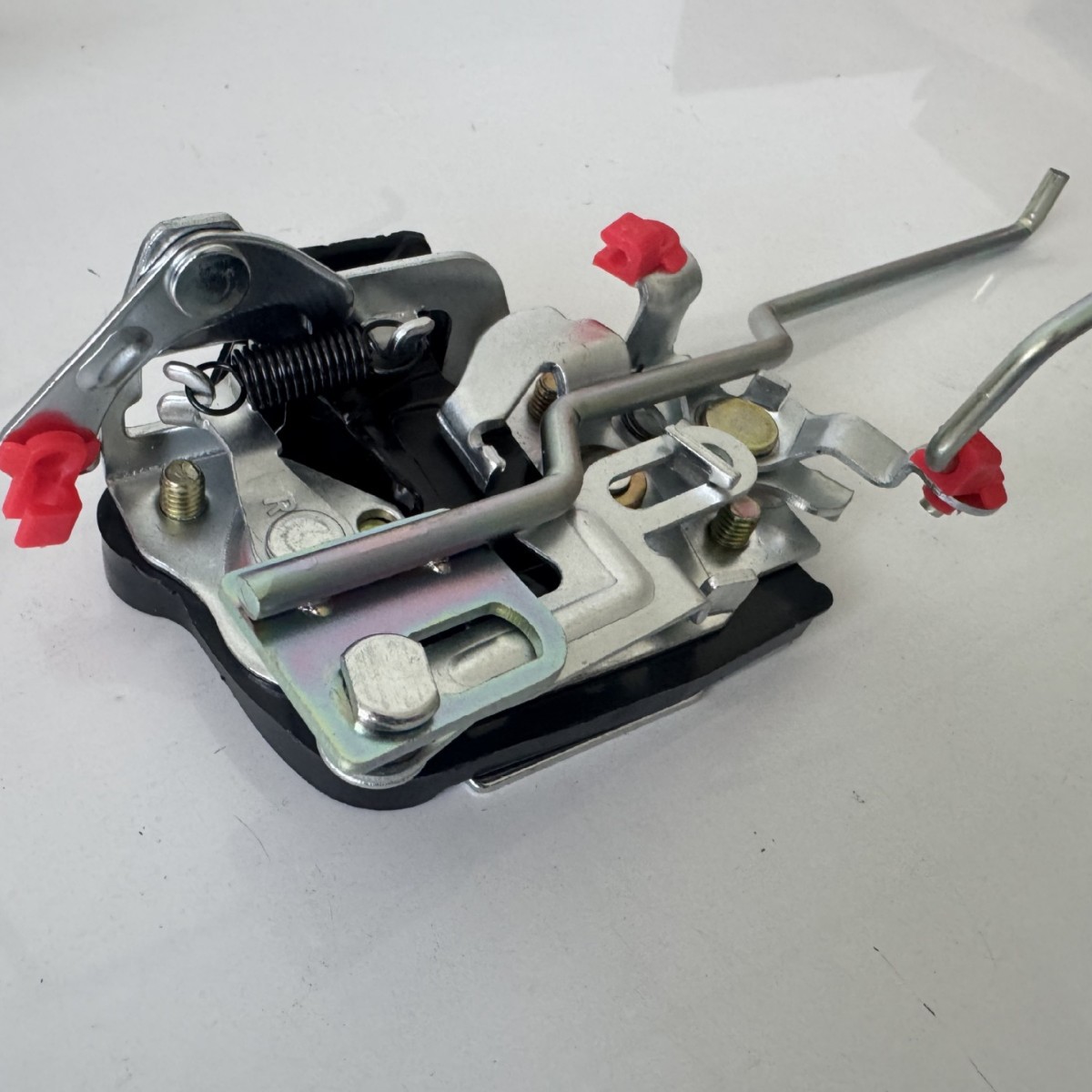 Suitable for Canter 97-04Mc141472 L Mc141473 R Manufacturer Direct Delivery Car Lock Body