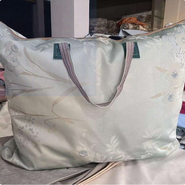 大容量の移動収納袋寮の荷物袋厚みのある防水防塵家庭用キルト衣類収納ボックス|undefined