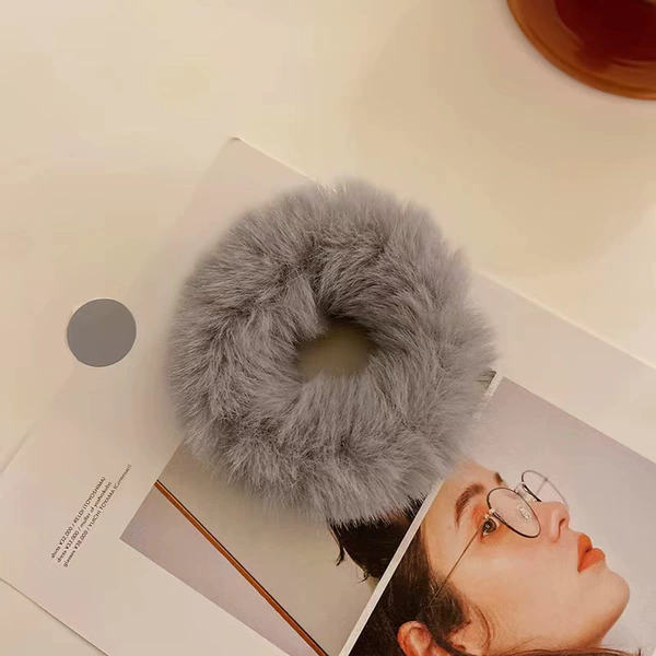 Nz2#light gray hair ring