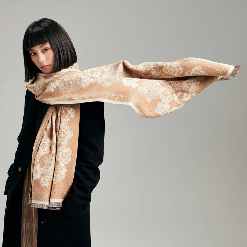 2024 serie de flores retro bufandas elegancia femenina atmósfera de moda minimalista para viajar fuera de la cálida imitación chal de cashmere