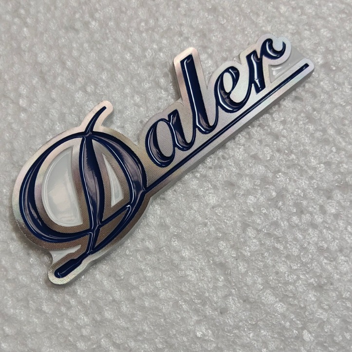 厂家制作金属铝标牌高光拉丝铭牌铝标牌五金logo油压烤漆批花铝标