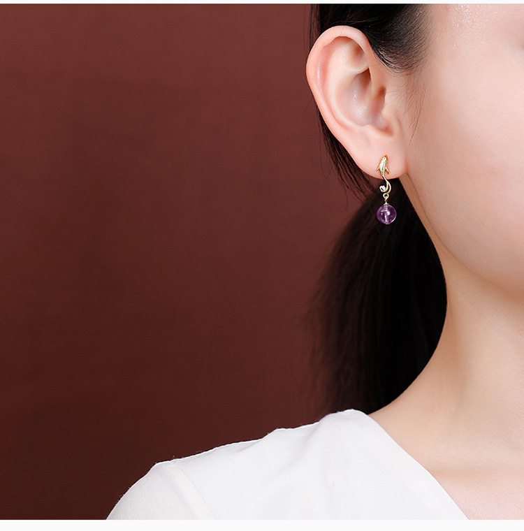 Bông tai bạc S925 đính đá thạch anh tím hình tháp pha lê tròn hạt koi — Kiểu thạch anh tím chi tiết 6