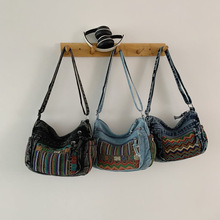 2025秋季新款潮流单肩包刺绣民族风牛仔包手机包斜挎包休闲复古包