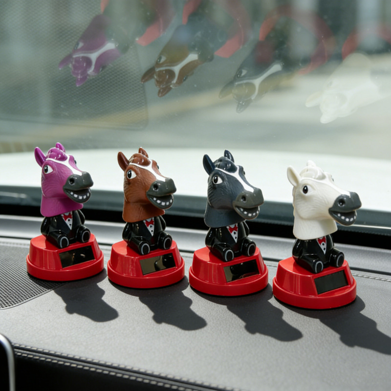 New Solar-Powered Shaking Horse Head Ornament, Beach Vacation Decoration, Desktop Small Gift, Cute Animal Decoration