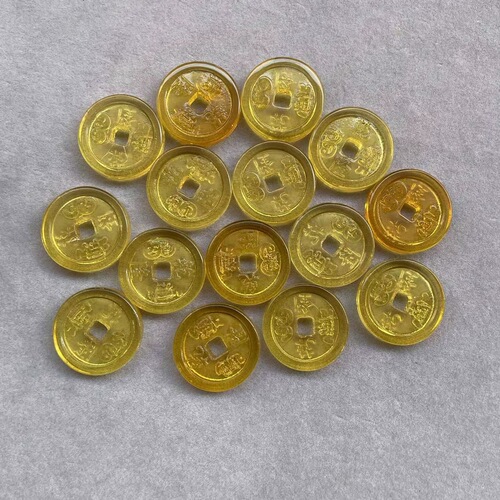 Amber Crystal Coin Ornament: Qianlong Tongbao Imitation Ancient Bronze Coin, Crystal & Glass Five Emperors Money