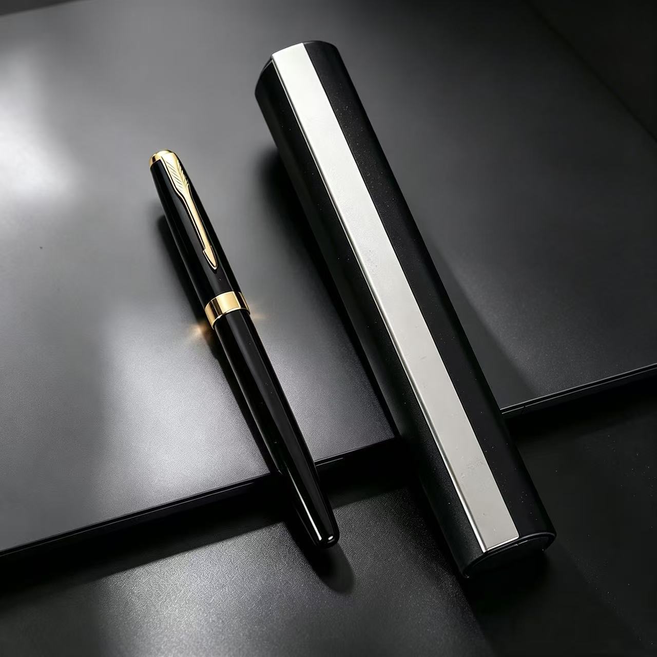 Round PU pen holder + signature pen gift set, office promotional gift pen, logo printing, black ballpoint pen