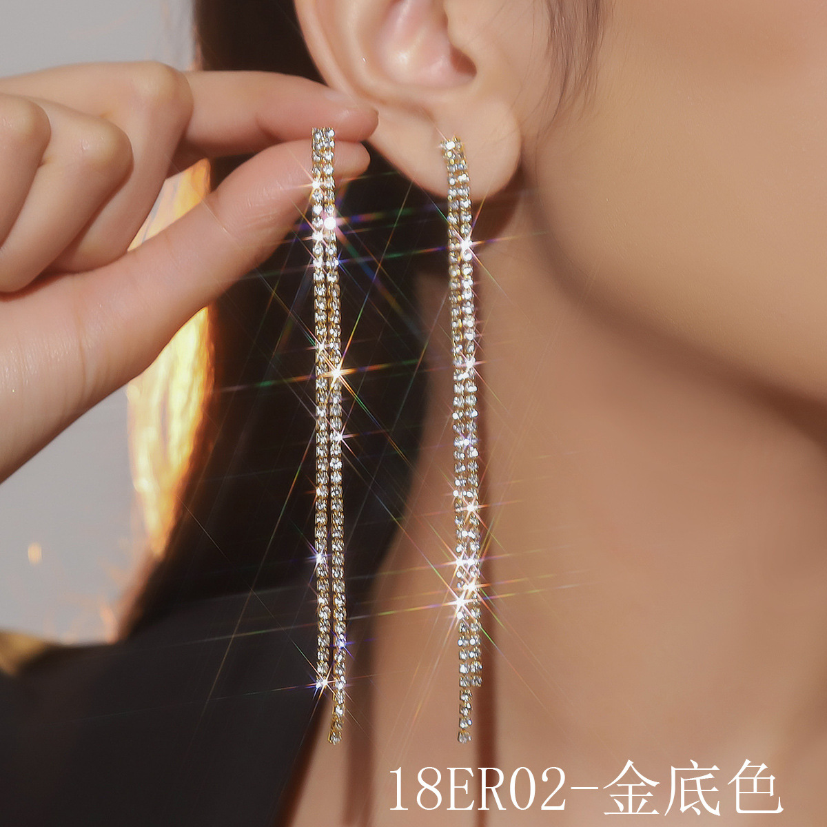 18ER02-金底色.jpg