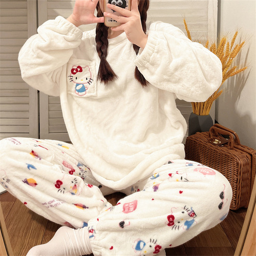 Autumn and winter pajamas for women, flannel long-sleeved trousers, round neck, simple girly warm home clothes set