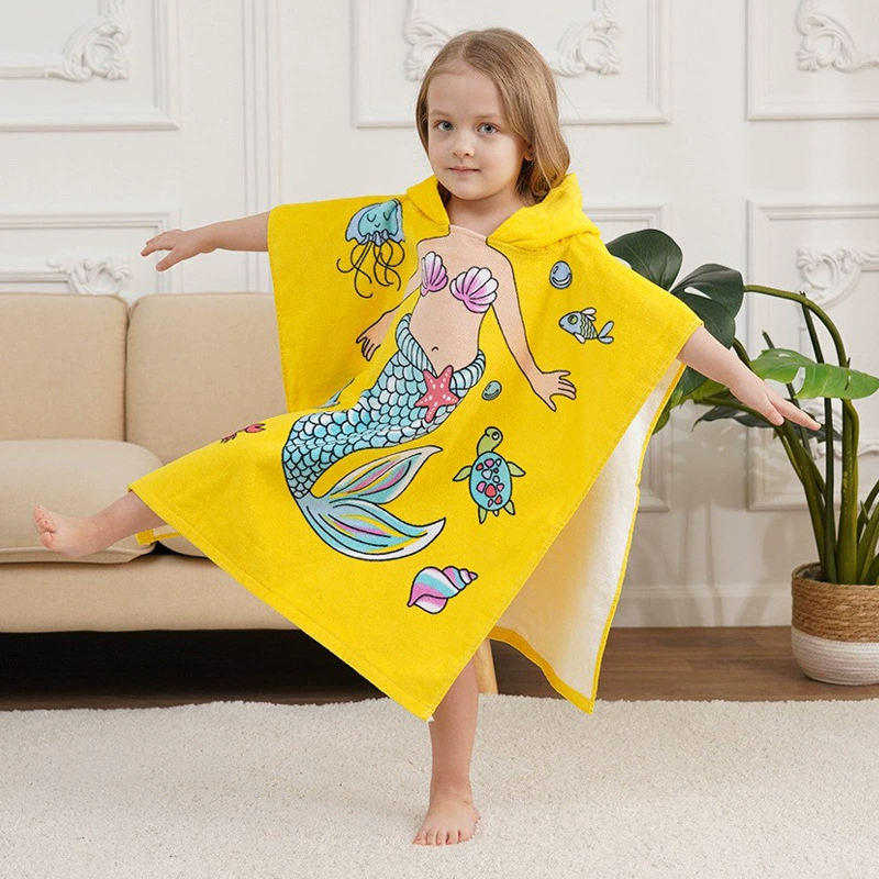 Летние пляжные полотенца для детей маленького и среднего размера, детские халаты для мужчин и женщин, детские впитывающие полотенца, плащи с капюшоном с героями мультфильмов оптом.