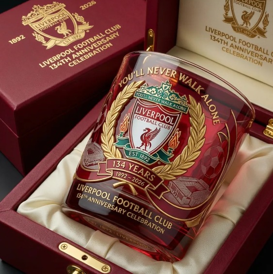 Commemorative glass wineglass for whiskey