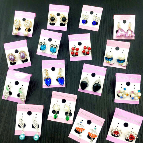 Japanese and Korean new color crystal earrings for women 2 yuan store rhinestone earrings street stall supply wholesale versatile accessories