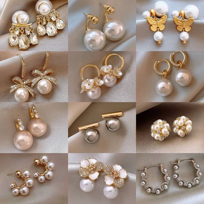 Pendientes de flores de perlas de agua dulce con aguja de plata de galvanoplastia de oro real Pendientes de alta gama de moda Pendientes elegantes de lujo ligero francés para mujer