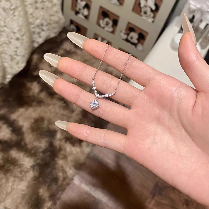 スーパーフェアリーフラッシュウォータードロップジルコンネックレスレディースライトラグジュアリーファッション絶妙な鎖骨チェーンニッチデザインガーリーハートネックレス|undefined