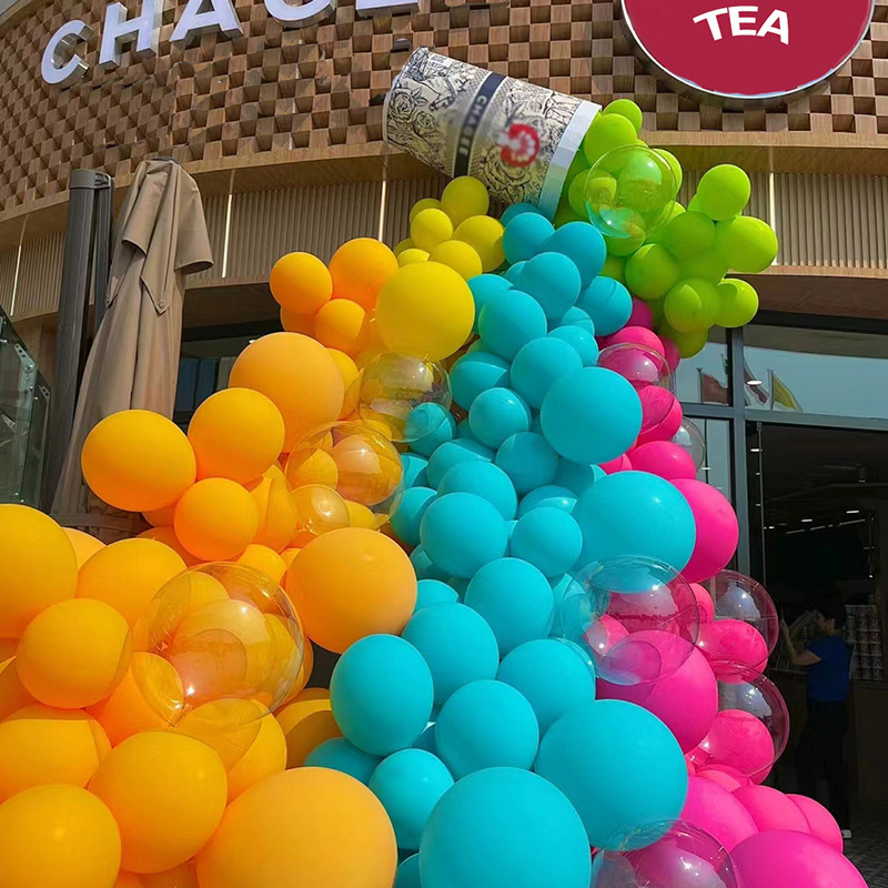 ネットレッドクリエイティブコーヒーカップミルクティーカップ花海模型店の入り口で写真を撮る装飾品は彫刻をカスタマイズできる|undefined