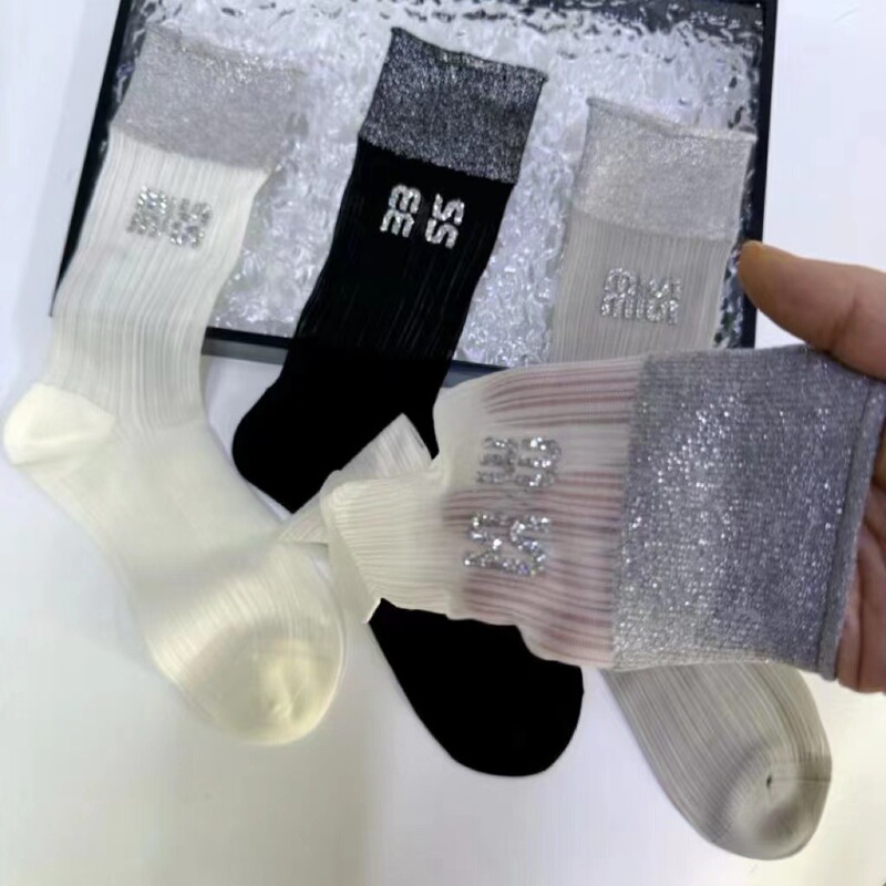 Hot new spring and summer tide socks high jewelry glass stockings thin European rhinestone socks bright silk outside wear women's socks