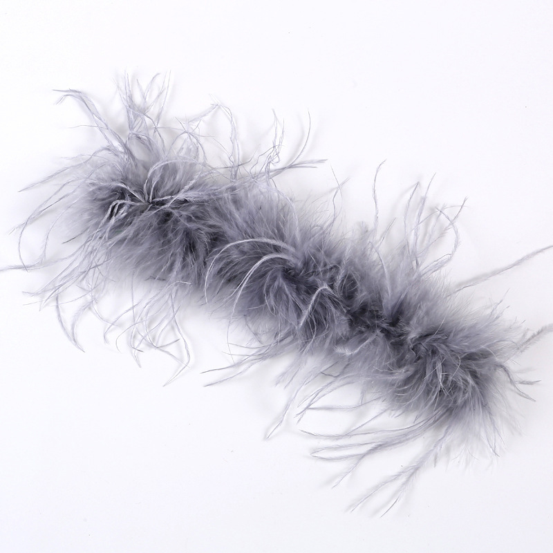 회색 타조 깃털 반지