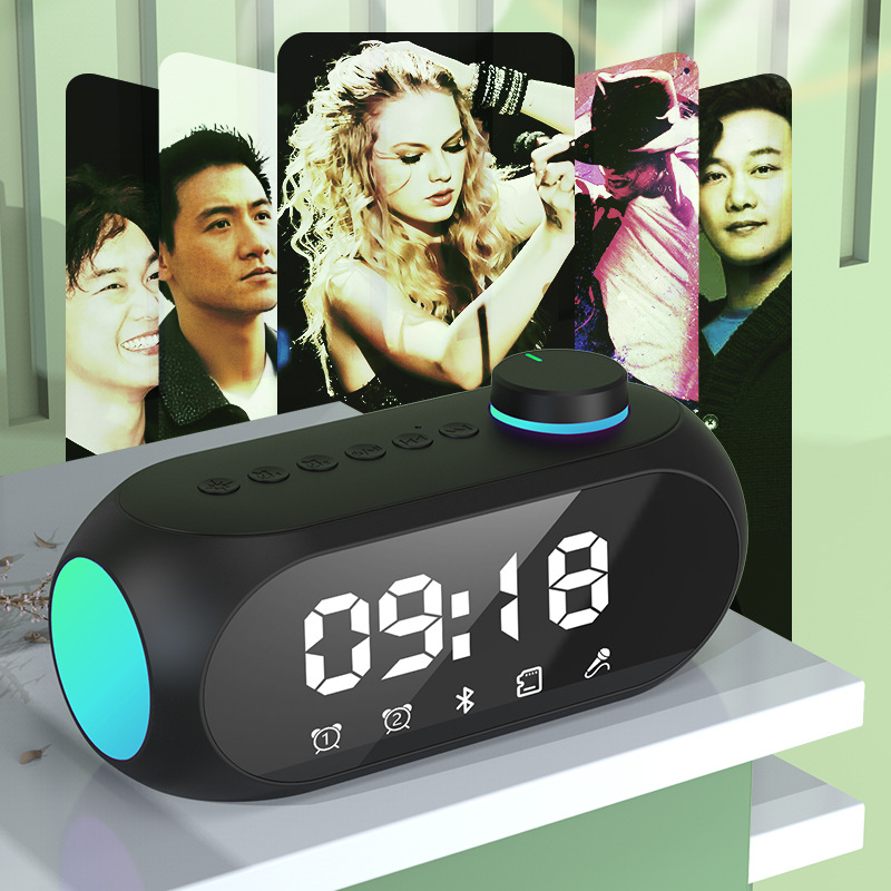 Nuevo Bluetooth pequeño altavoz S18 noche luz altavoz pesado subwoofer portátil mini reloj alarma reloj de escritorio sonido