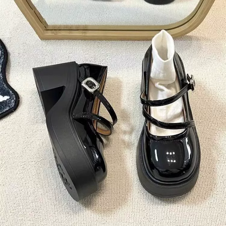 Французские ретро круглые туфли с толстой подошвы Мэри Джейн маленькие кожаные туфли женские 2025 новые летние туфли на каблуках в британском стиле