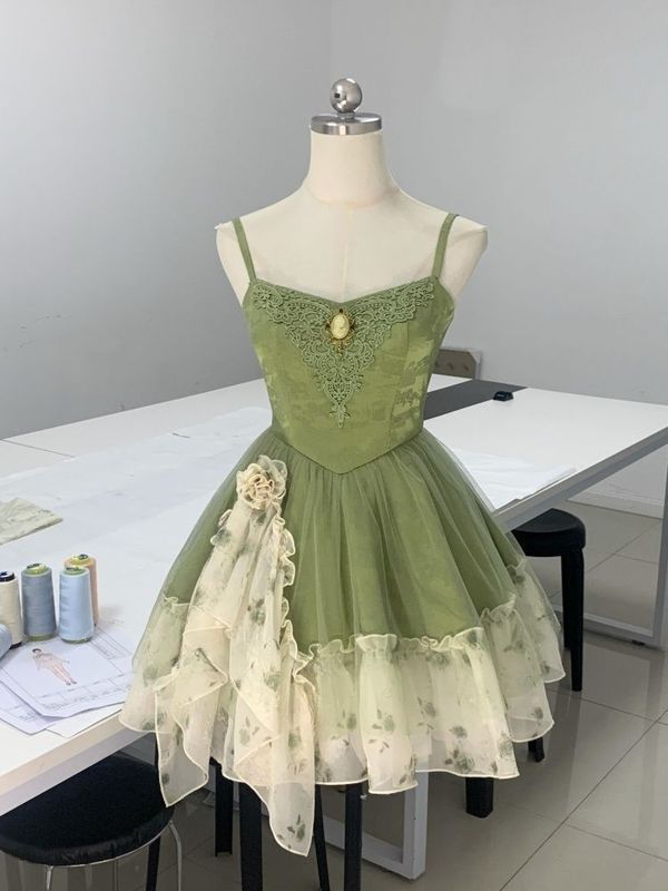 夏の宮殿スタイルの絶妙なヘビーレースウエストプリンセスドレス新しいシフォンスプライシングデザインサスペンダードレス|undefined