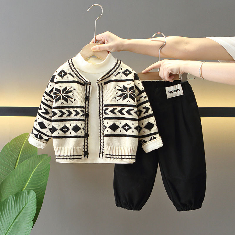 6150 Traje de otoño para niños 2024 Nuevo estilo bebé Versión coreana de primavera y otoño Ropa Suéter para niños Chaqueta de tres piezas