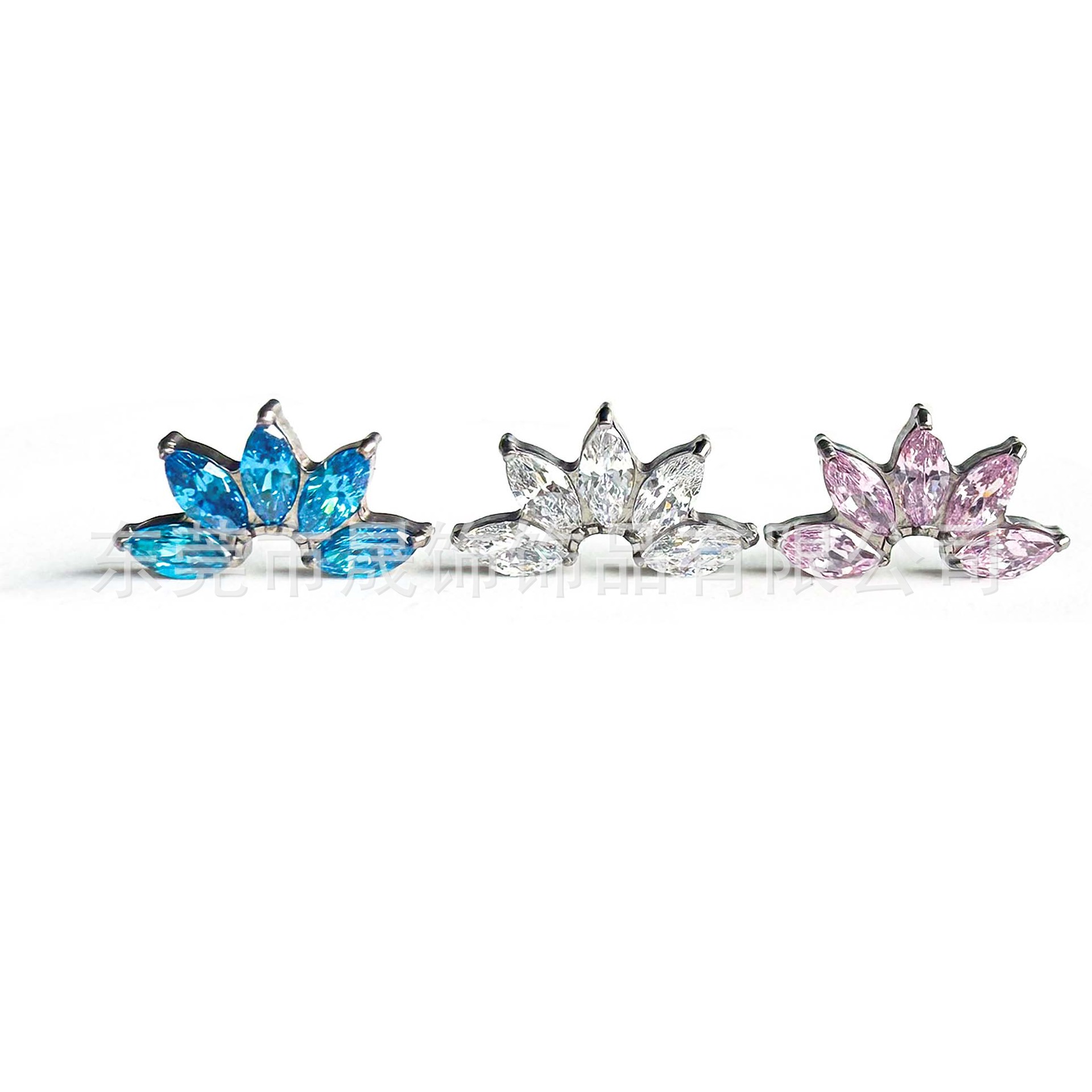 F136 Titanium Ear Stud Studded Cubic Zirconia 马眼 Flower Labret Stud Helix Cartilage Stud G23 Implant Grade Titanium 人体 Piercing Jewelry Accessories
