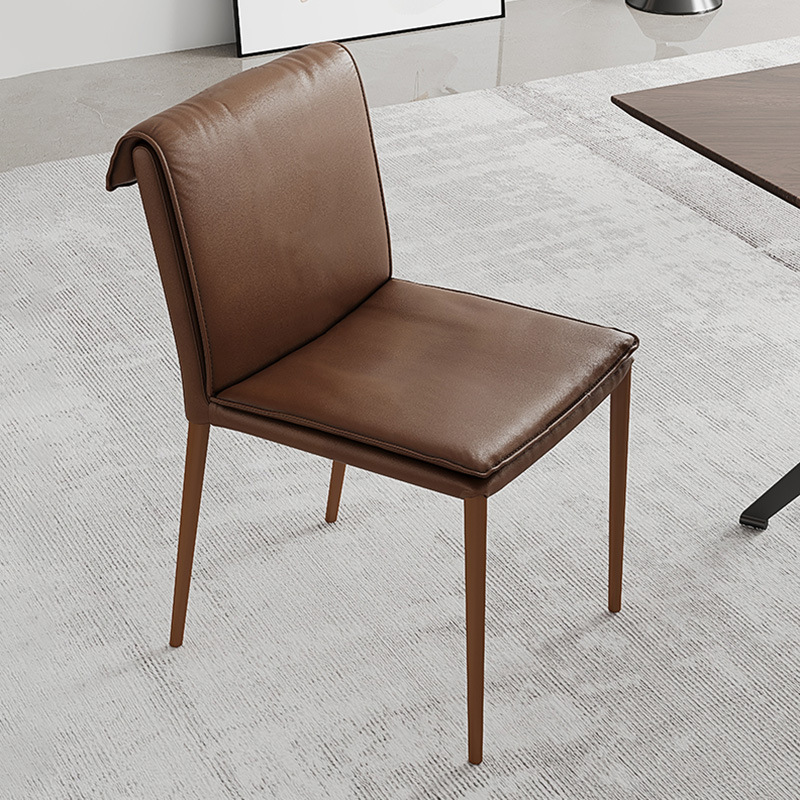 Luxury Retro Style Dining Chair for Home Use Designer Backrest Chair Genuine Leather Modern Simple Casual Dining Room Leather Chair 