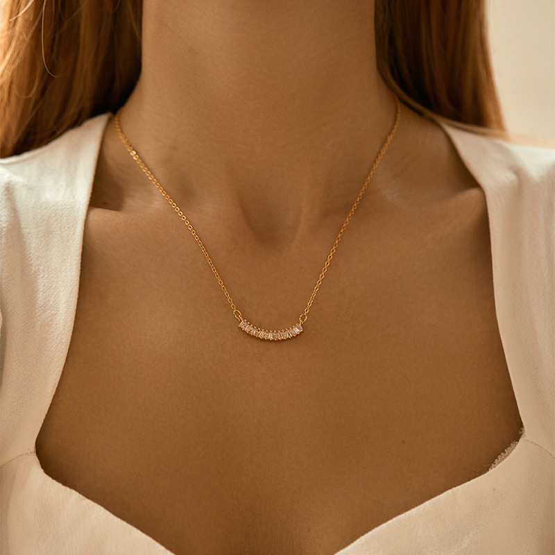 Inlay Design Casual Simple Style Leaves Crown Butterfly Rhinestones Alloy Copper Wholesale Pendant Necklace