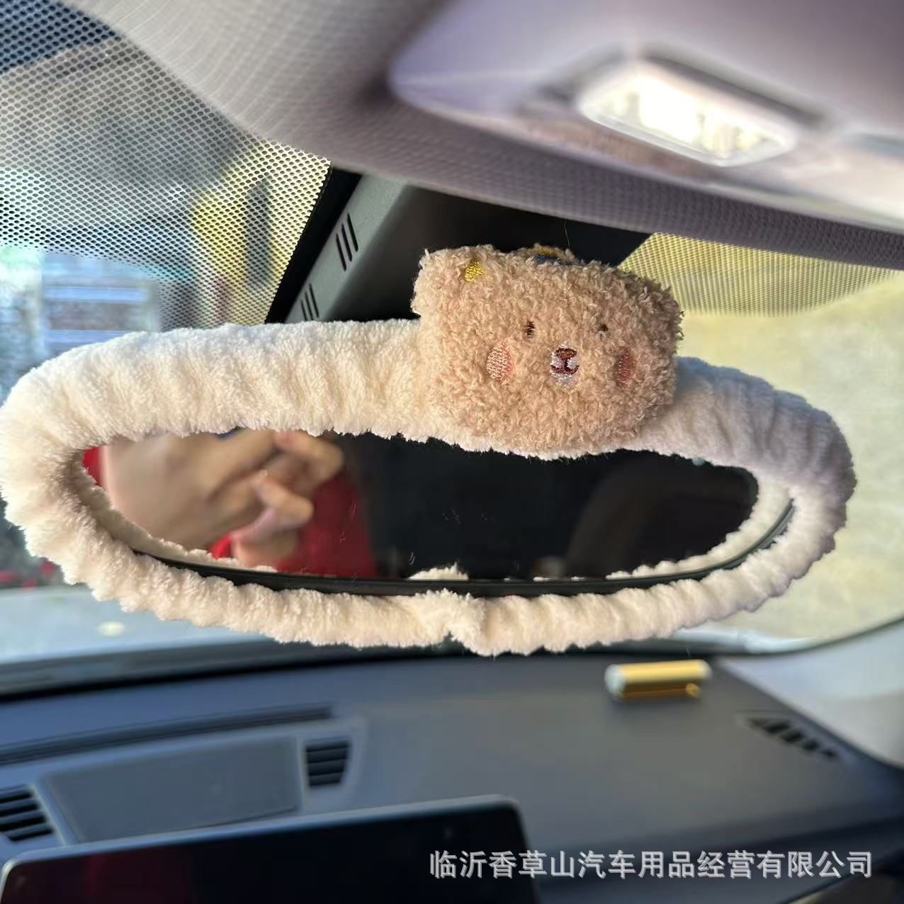 Cubierta de espejo retrovisor de automóvil transfronterizo de peluche creativo de dibujos animados lindos cubierta de espejo retrovisor de automóvil accesorios interiores mujeres image 2