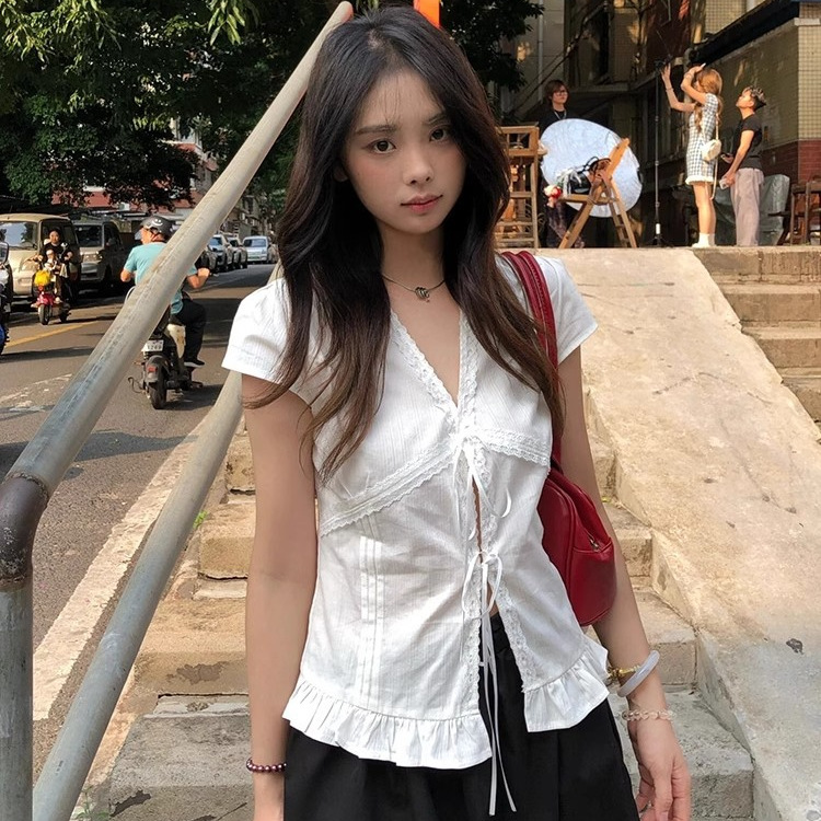 夏季小众设计感小衫简约修身上衣法式白色蕾丝花边系带短袖衬衫女|undefined