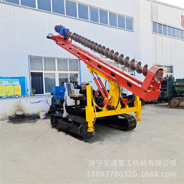 鹅卵层旋挖光伏打桩机 全液压履带光伏打桩机 太阳能发电螺旋钻机