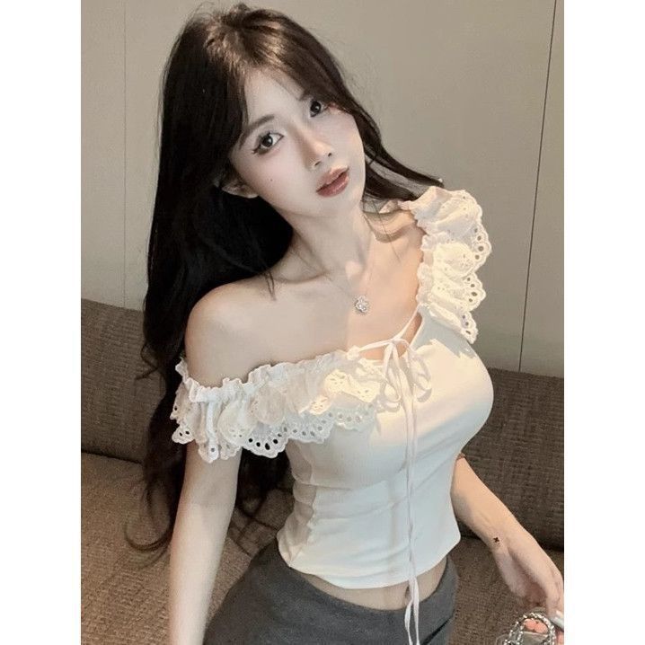 Women's Off-shoulder Lace Crop Top