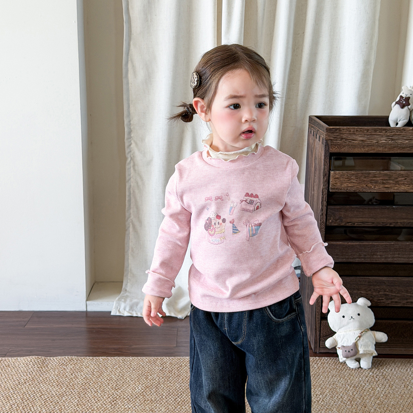 Sugar Pear ropa infantil camiseta de base para niñas 2025 otoño y invierno medio cuello alto para niños camiseta de manga larga con la parte superior ropa de bebé