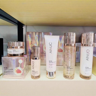 ���Z��ɫ���~���u���A�aˮ�����o�wƷŮˮ����˪ϴ����BB