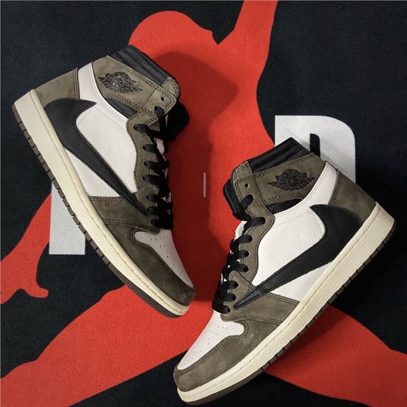 Pure Source Aj1 High-Top Reverse Swoosh Brown High-Value Trendy Versatile Sneakers Casual Running Couple Basketball Shoes for Men and Women