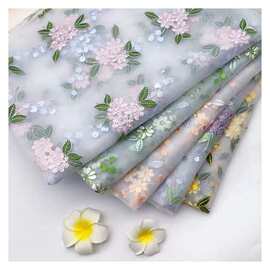 源头工厂清新风女童女装玫瑰花连衣裙金丝网纱绣花服装面料粉色