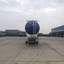 厂家出口40立方油水罐车三轴12.5油水专用罐车出口二手煤灰粉罐车