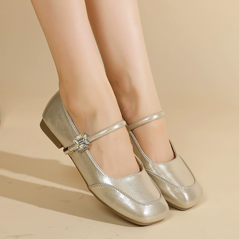 Французские вечерние балетки 2025, новые весенне-осенние ретро туфли Мэри Джейн на плоской подошве с пряжкой и квадратным носком, маленькие кожаные туфли