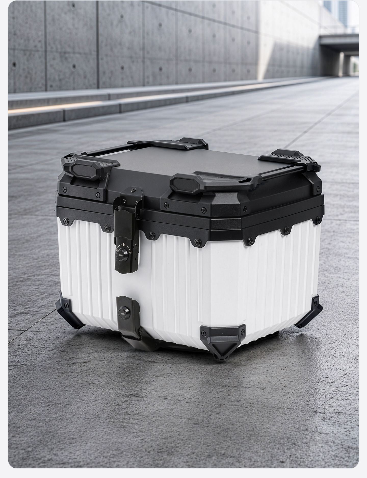 Universal motorcycle trunk, non-aluminum alloy, 45-liter rear trunk for scooters and electric bikes, Ninebot Niu X model trunk