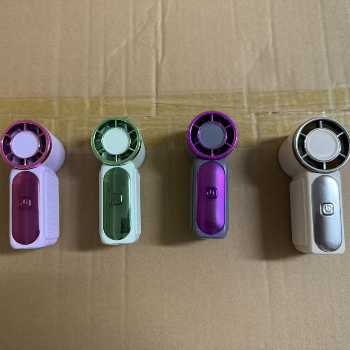 X688 pequeño ventilador transfronterizo de alta velocidad mini ventilador portátil al aire libre USB de carga 100 velocidades de alta velocidad