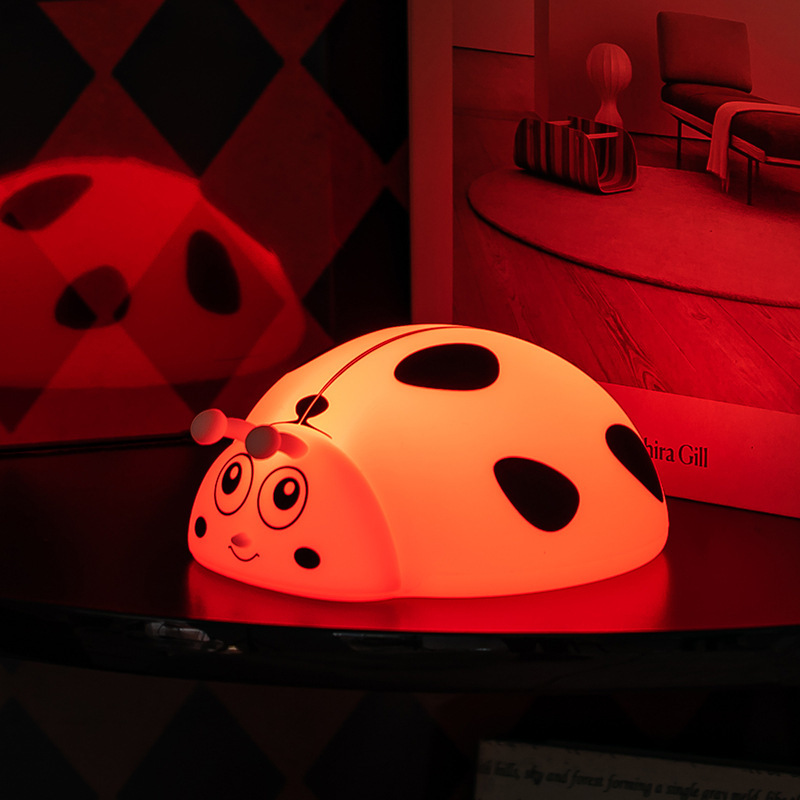 跨境礼物七星瓢虫硅胶拍拍灯创意床头摆件led充电氛围灯小夜灯|undefined